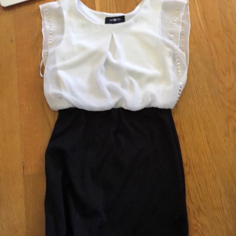 Amy Byer kids dress (sleeveless)